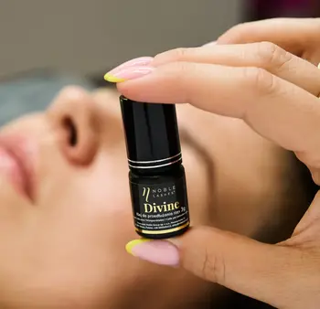 Wimpernkleber Divine