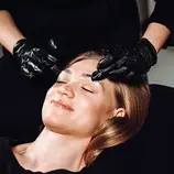 Augenbrauen-Peeling von Noble Brow 3