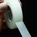 Perforiertes Wimperntape 2
