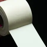 Großes Schaumtape zum Abkleben der unteren Wimpern 5 m x 5 cm 2