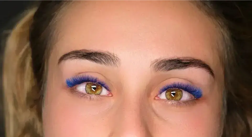 Verleihen Sie Ihren Augen Farbe – farbige Stylings mit WOW-Effekt