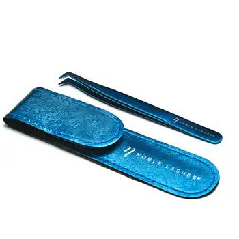 Saphirblaue Pinzette Swan + Etui