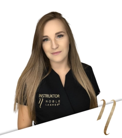 Noble Lashes Ausbilderin Katarzyna Brzuzy