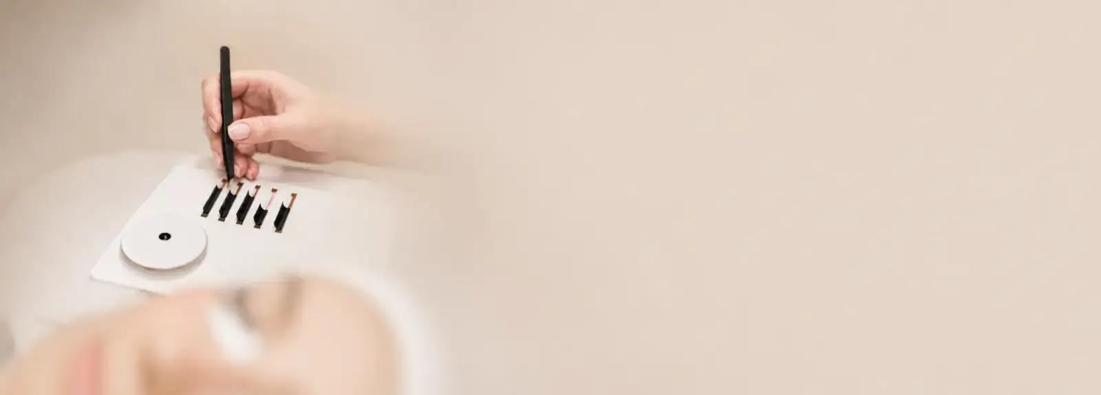 Wimpern auffüllen Schritt für Schritt