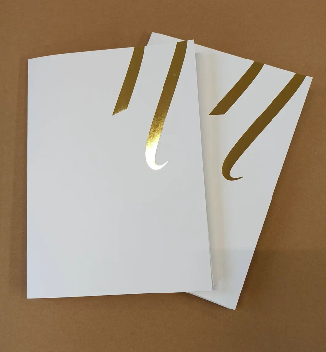 Noble Lashes Papiermappe