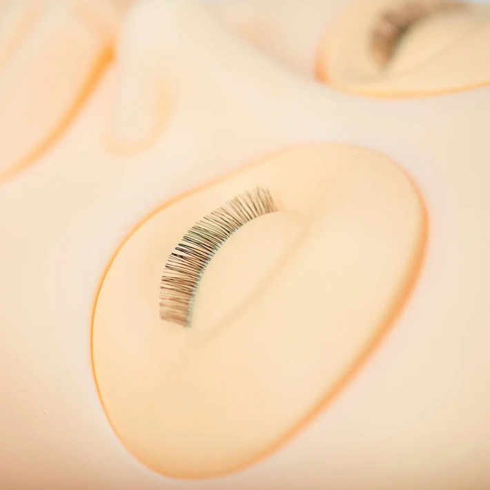 Austauschbare Augen mit Wimpern