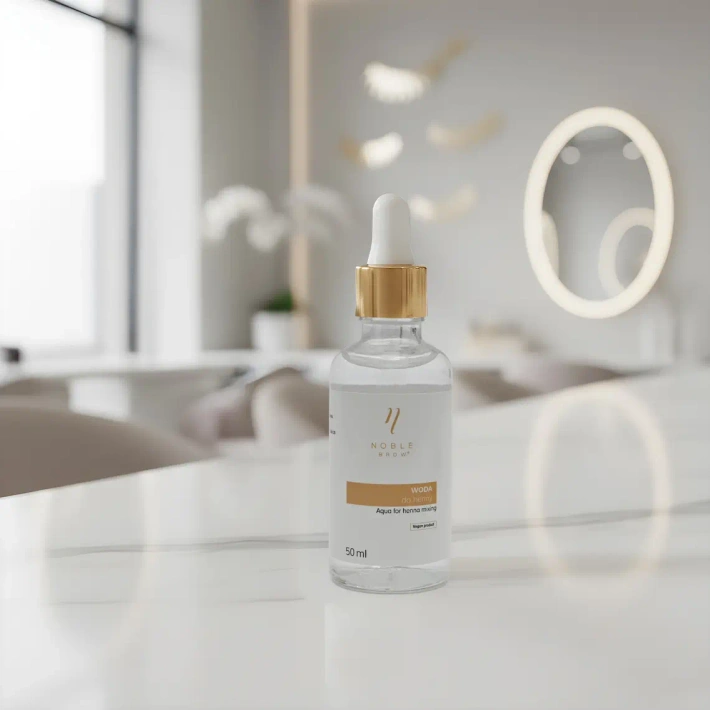 Wasser für Henna-Puder von Noble Brow