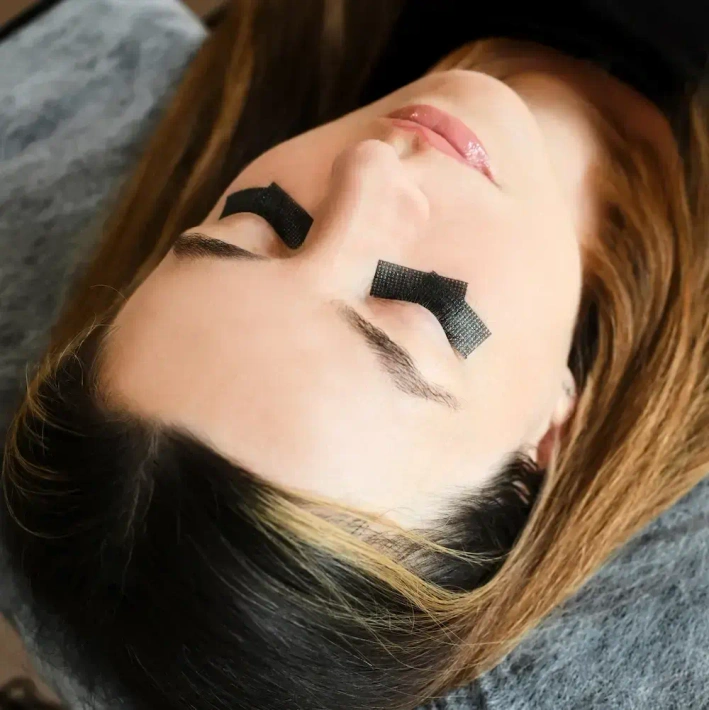 Klebeband für Wimpernverlängerung – UV-Methode
