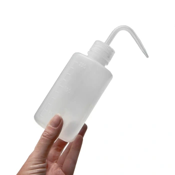 Flasche zum Waschen der Wimpern 250 ml